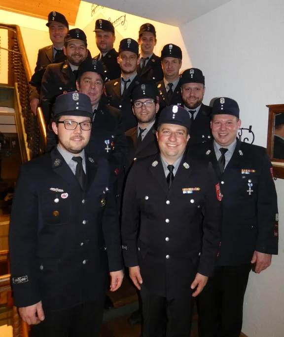 Foto 2 FF Erlstätt Neuwahlen 2022 (2).JPG